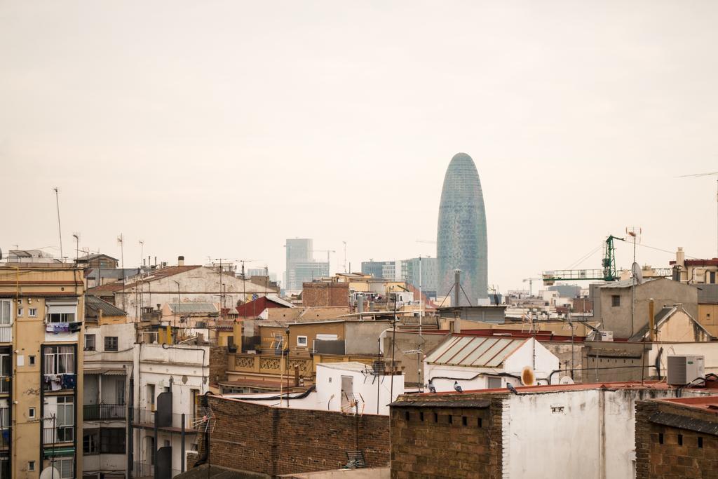Happy People Sagrada Familia Apartments Barcelona Exterior photo